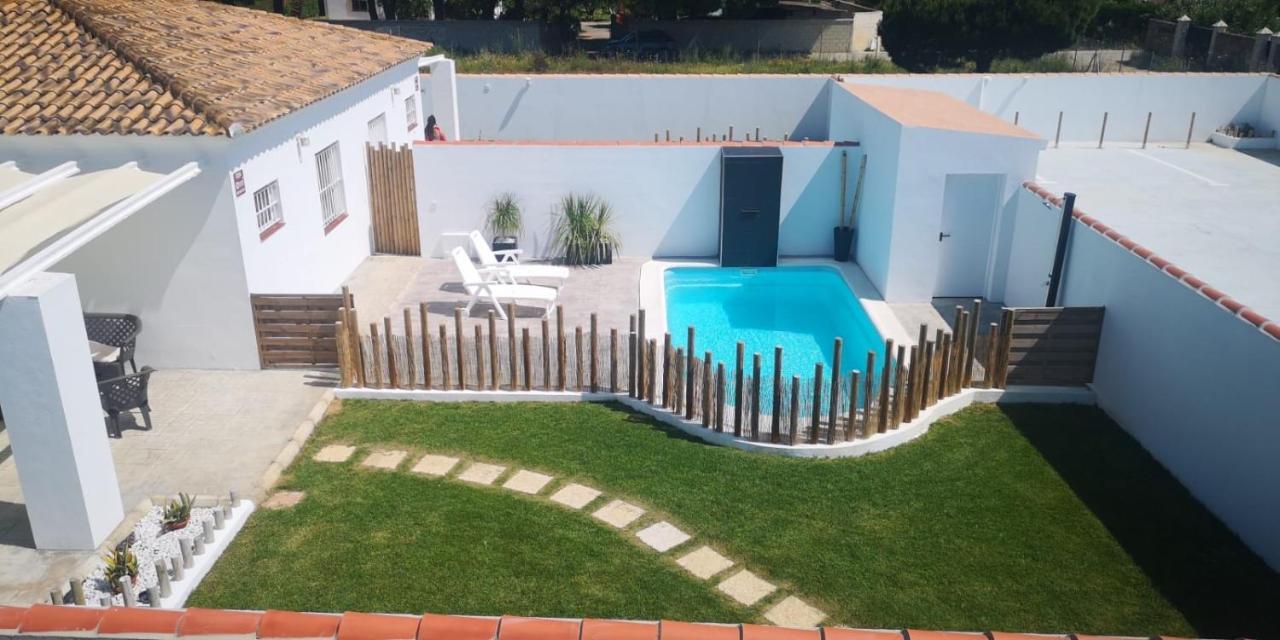 Palapa Beach , Chalet Con Piscina Privada Y Muy Cerca Del Mar Villa Chiclana de la Frontera Bagian luar foto